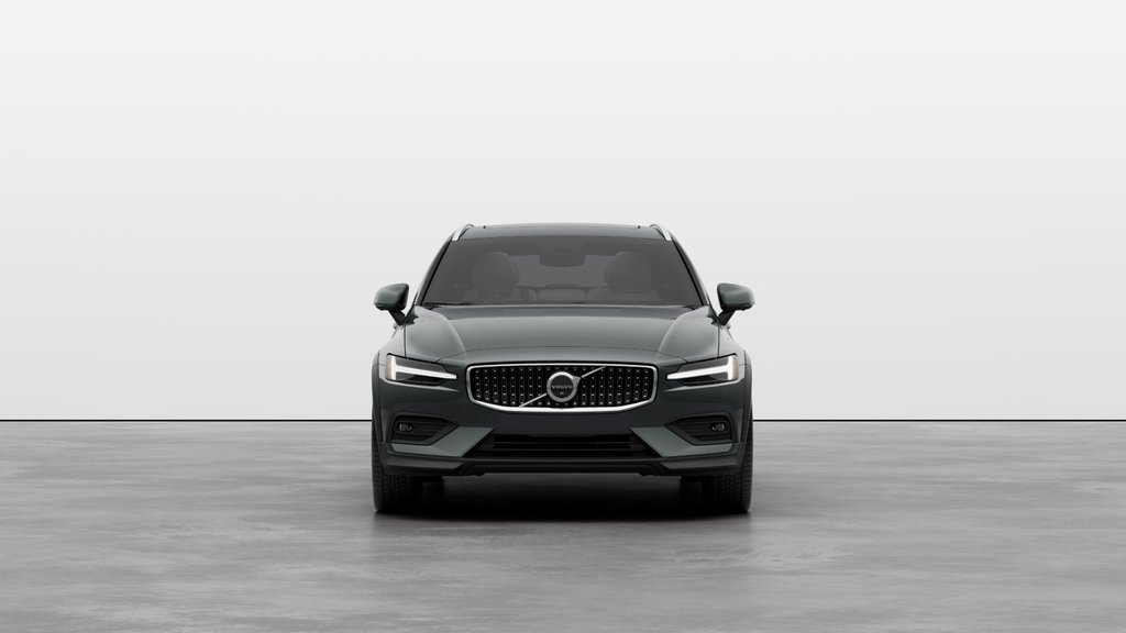 2026 Volvo V60 Cross Country Ultra-2