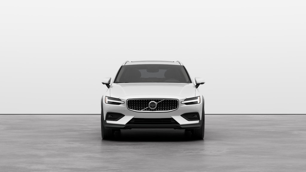 2026 Volvo V60 Cross Country Ultra-2