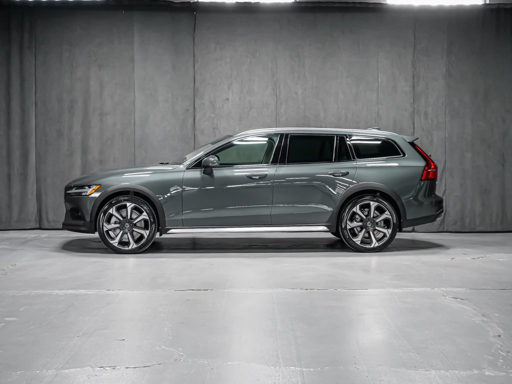 2026 Volvo V60 Cross Country Ultra-3