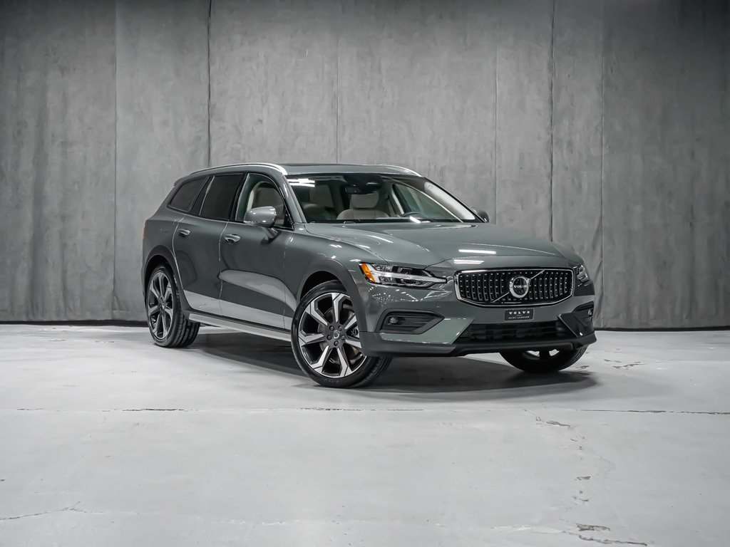 2026 Volvo V60 Cross Country Ultra-1