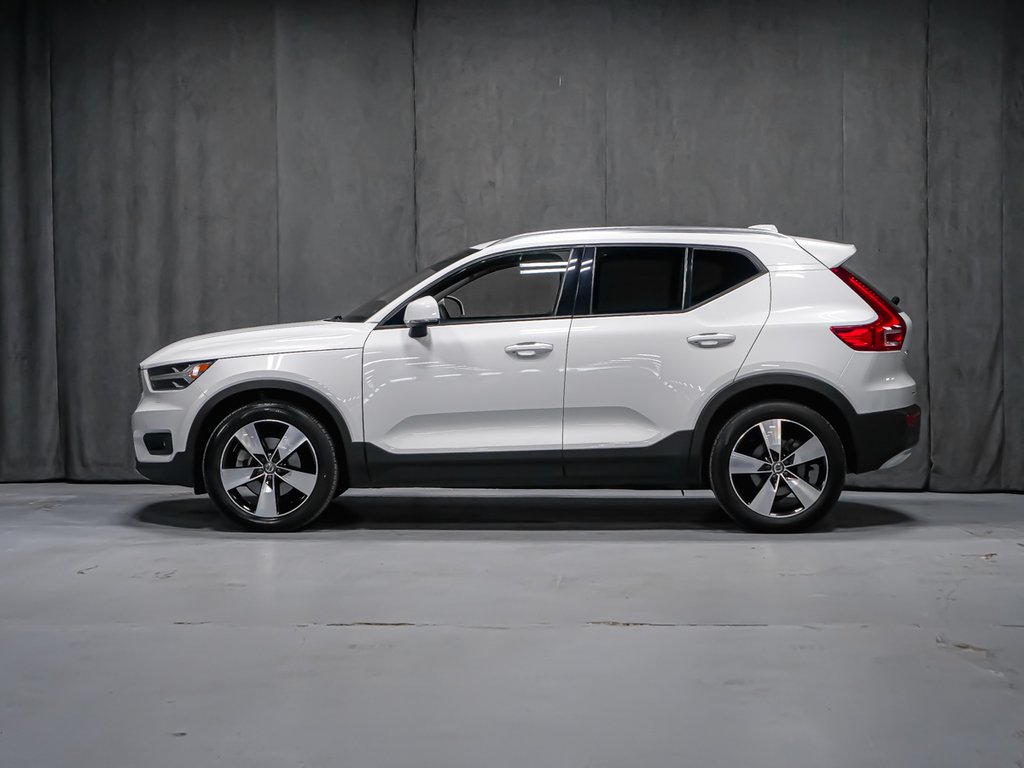 Volvo XC40 T5 MOMENTUM CLIMATE PREMIUM 2022-4
