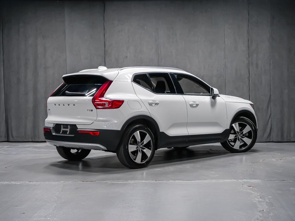 Volvo XC40 T5 MOMENTUM CLIMATE PREMIUM 2022-3