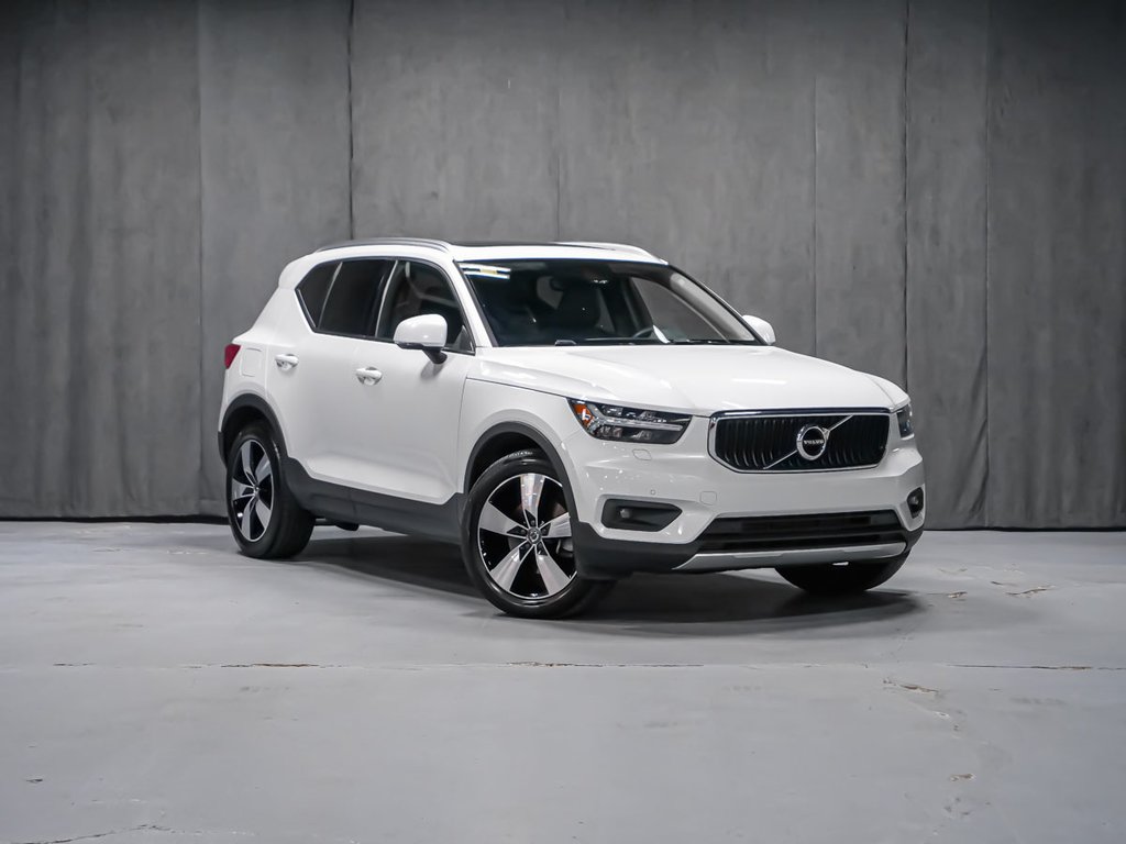 Volvo XC40 T5 MOMENTUM CLIMATE PREMIUM 2022-1