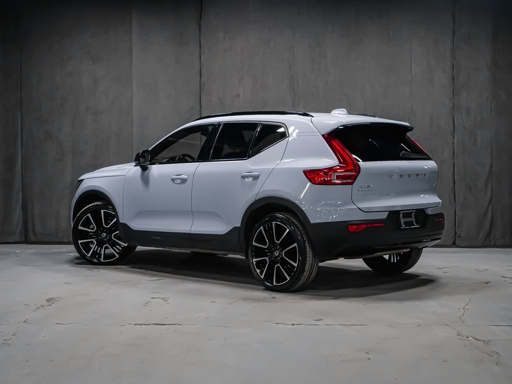 Volvo XC40 B5 ULTIMATE DARK 2024-4
