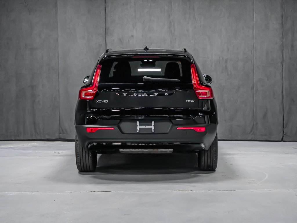 2025 Volvo XC40 B5 PLUS DARK CLIMATE-5