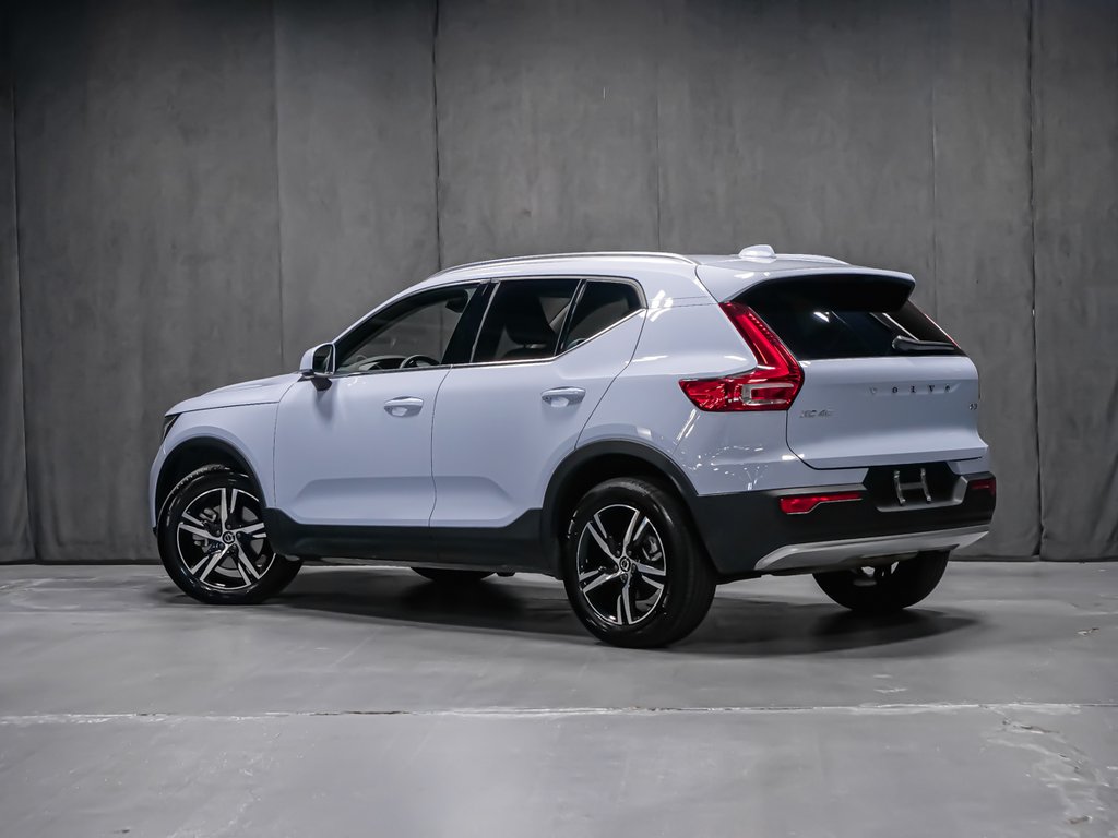 2025 Volvo XC40 B5 CORE BRIGHT CLIMATE-4