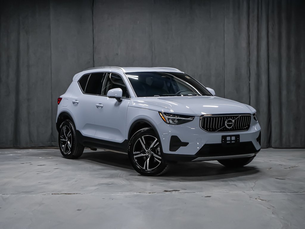 Volvo XC40 B5 CORE BRIGHT 2025-1