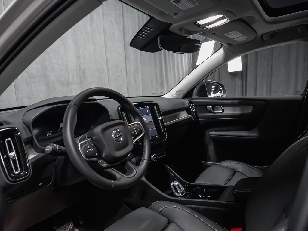 Volvo XC40 B5 PLUS DARK CLIMATE 2025-6