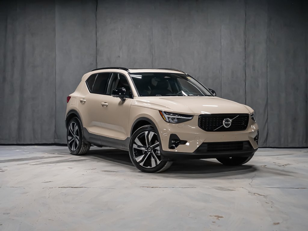 Volvo XC40 B5 PLUS DARK CLIMATE 2025-1