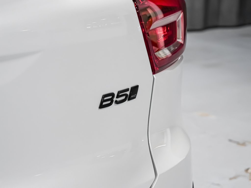 Volvo XC40 Ultra Black Edition 2026-7