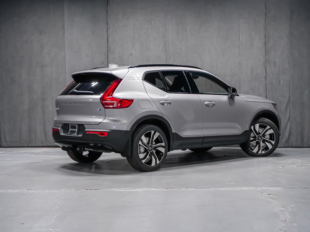 2026 Volvo XC40 Ultra (Dark Theme)-3