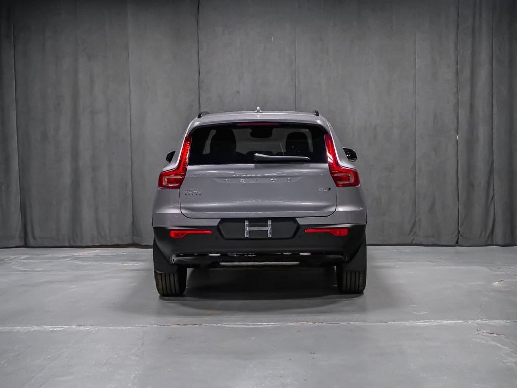 Volvo XC40 Ultra (Dark Theme) 2026-5