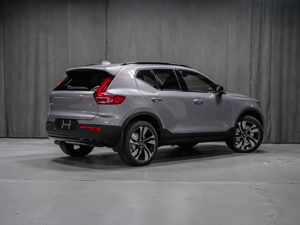 Volvo XC40 Ultra (Dark Theme) 2026-2
