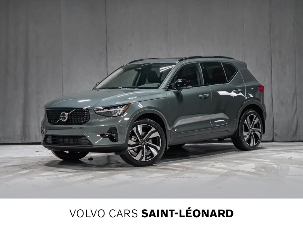 2026 Volvo XC40 Plus (Dark Theme)-0