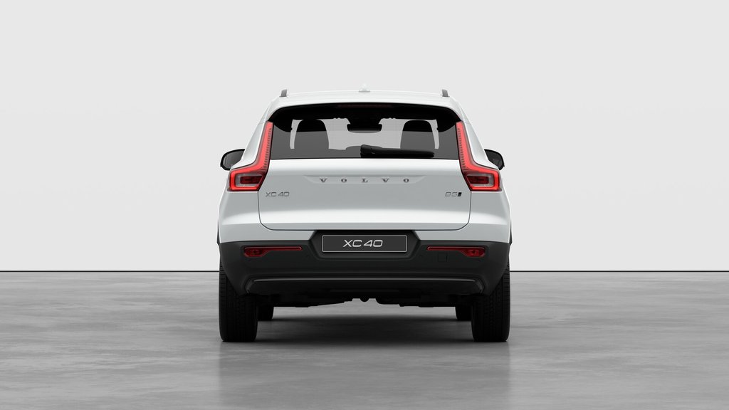 Volvo XC40 Plus Dark Theme 2026-5