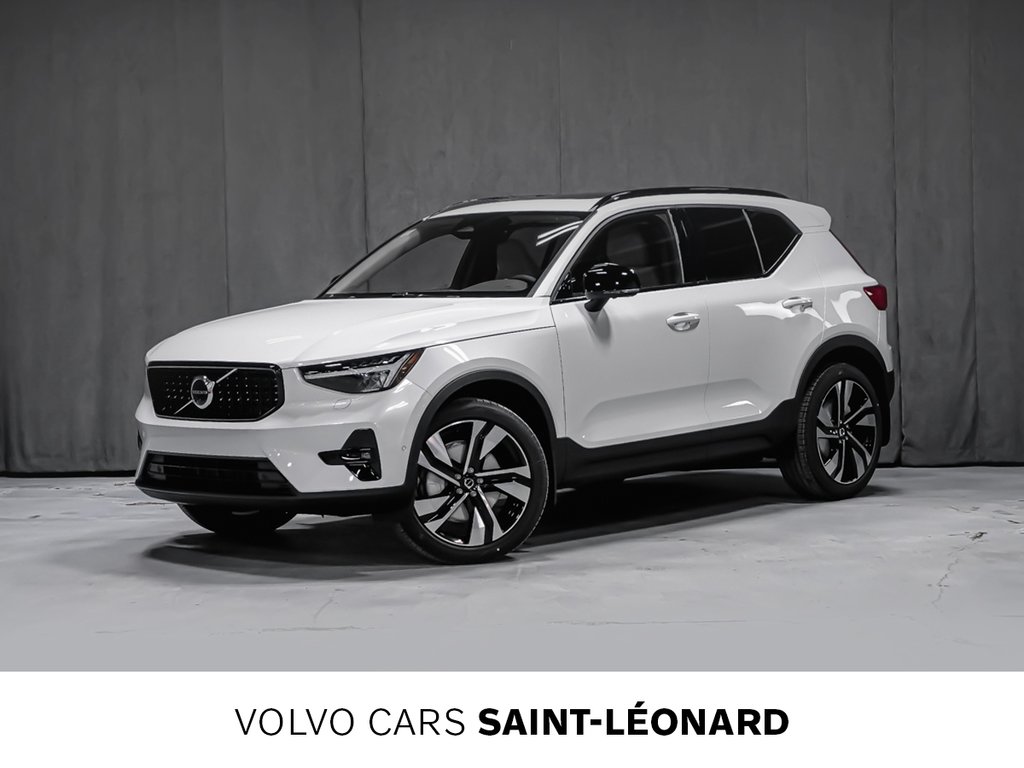 2026 Volvo XC40 Plus (Dark Theme)-0