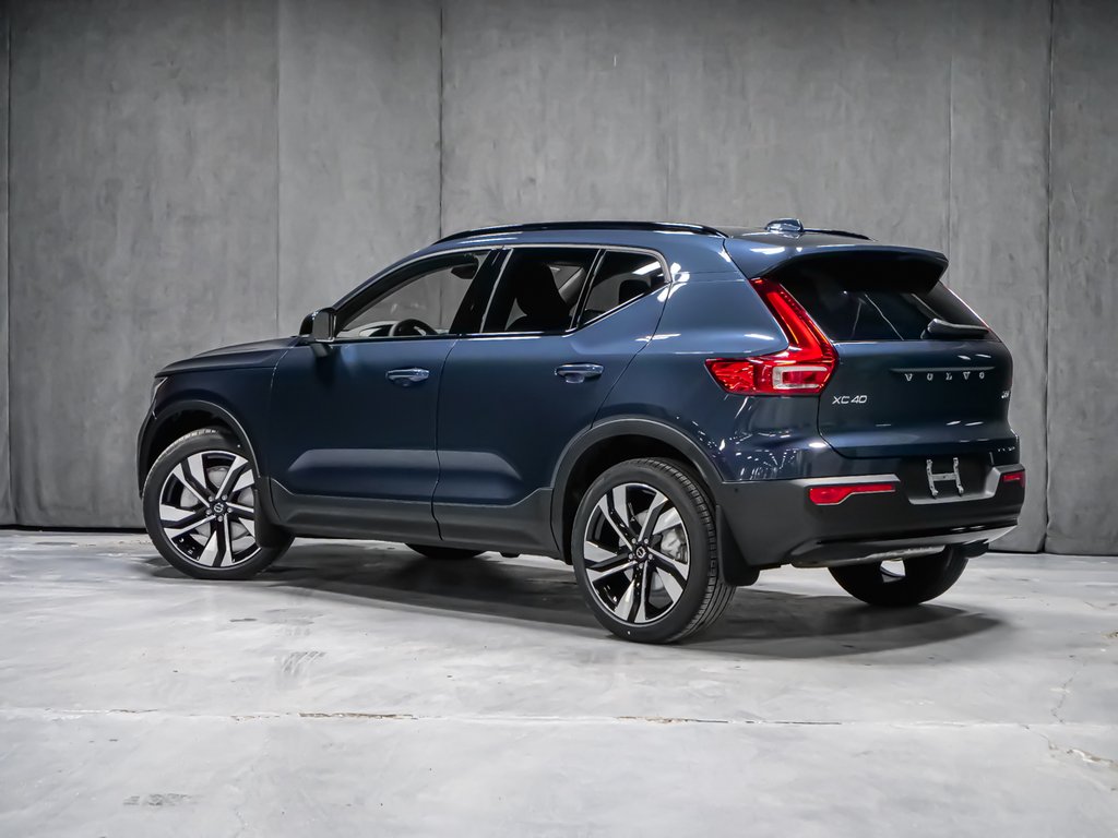 2026 Volvo XC40 Plus (Dark Theme)-4
