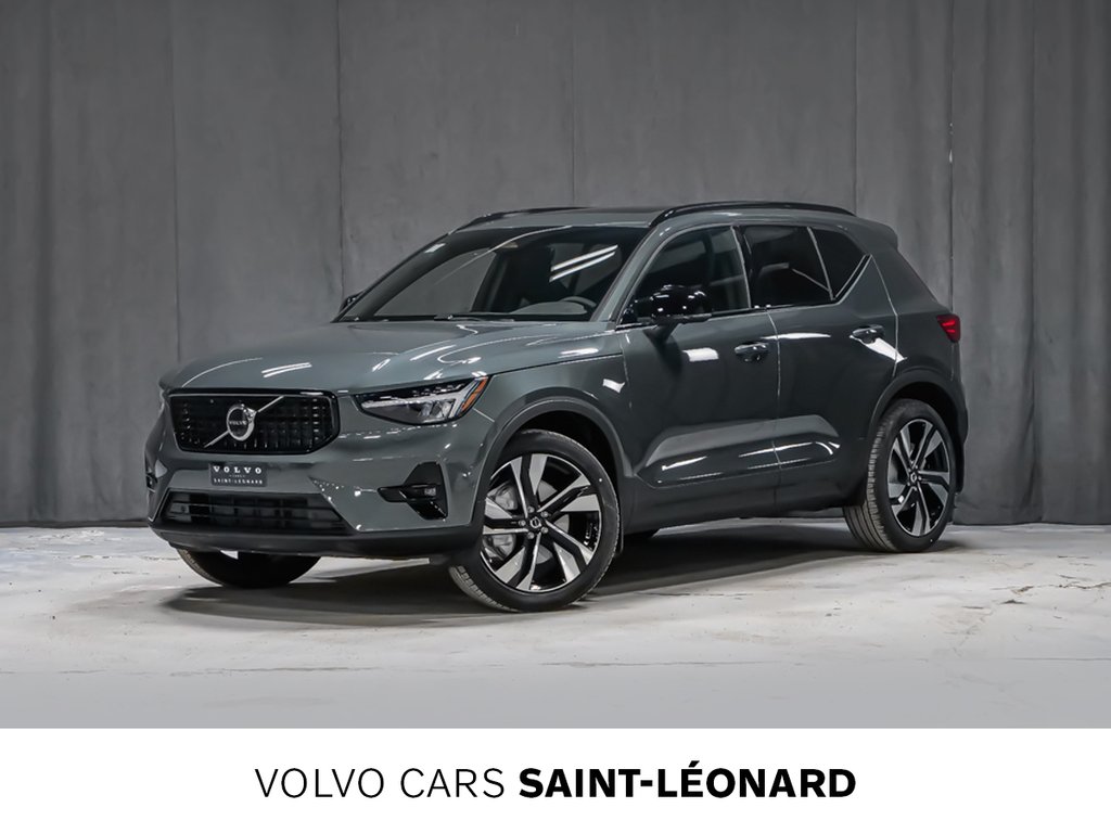 2026 Volvo XC40 Plus (Dark Theme)-0