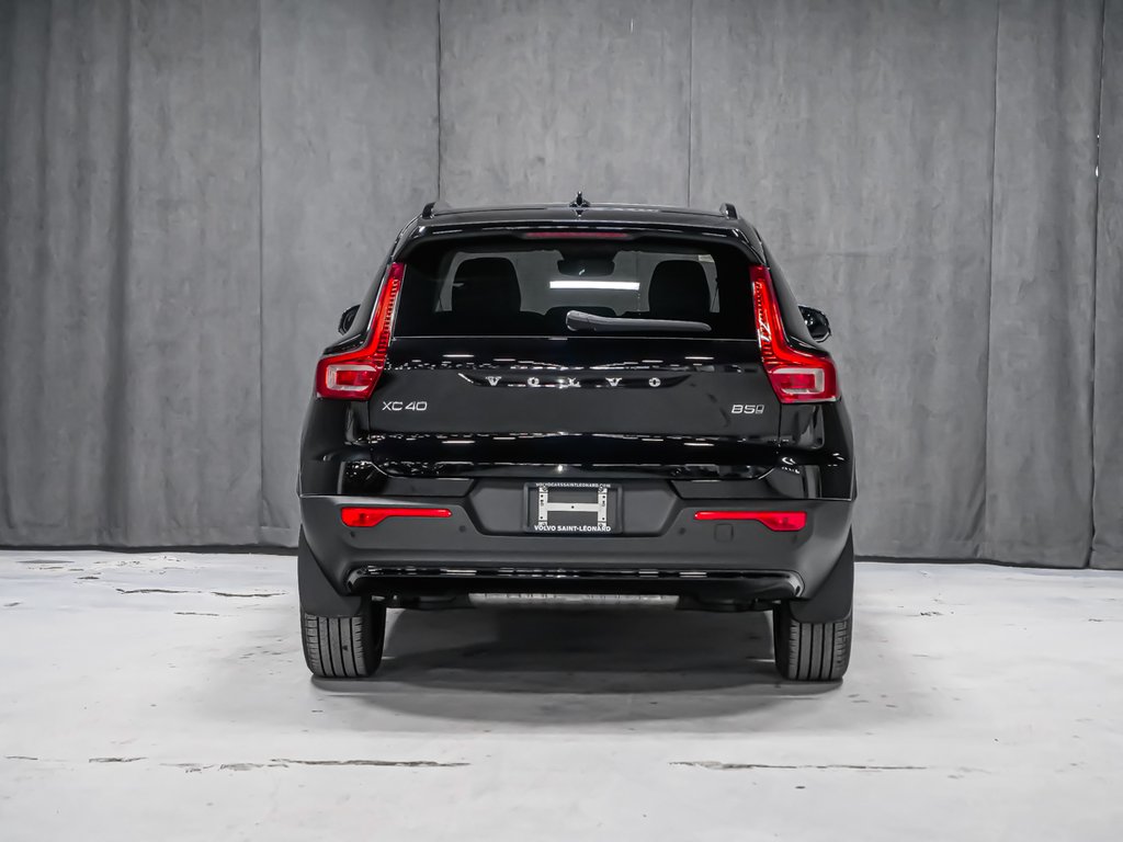 Volvo XC40 Ultra (Dark Theme) 2026-5