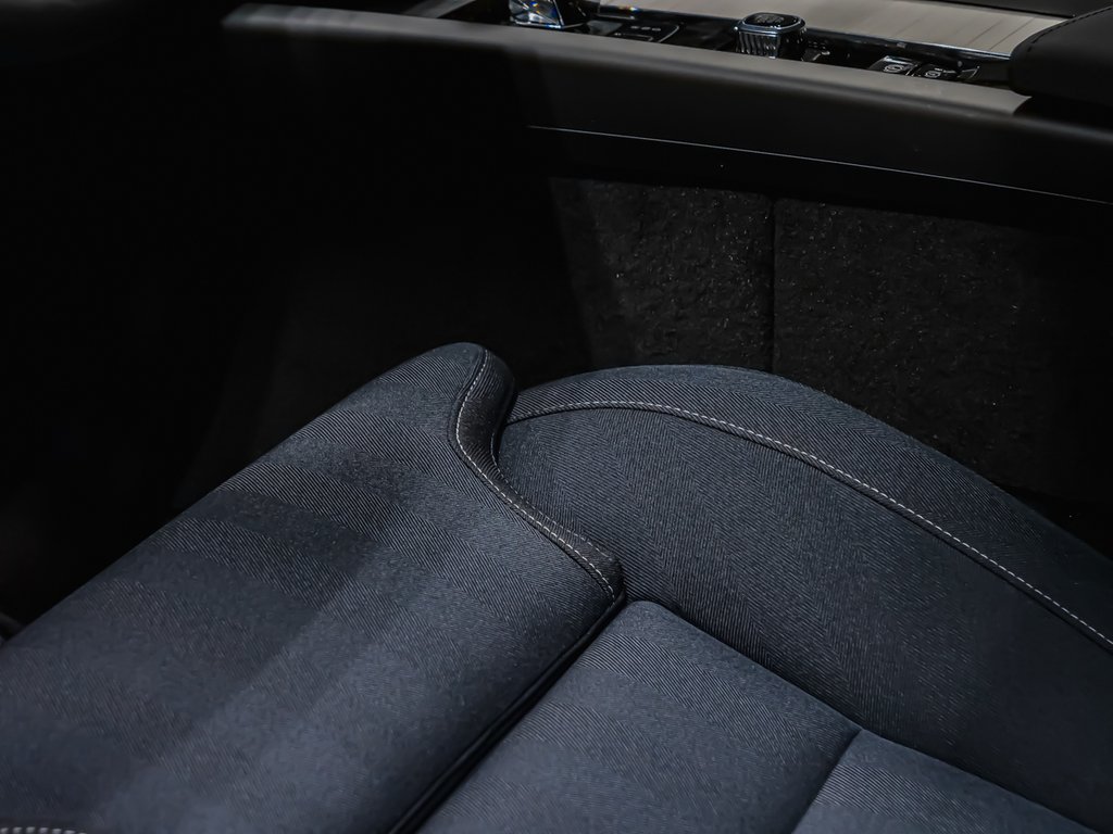 Volvo XC60 Plug-in hybrid Ultra 2026-7