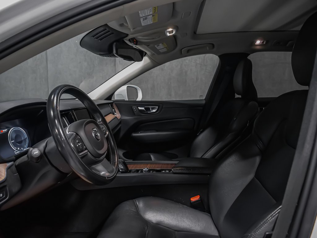 Volvo XC60 Recharge T8 INSCRIPTION EXPRESSION CLIMATE PREMIUM 2021-3