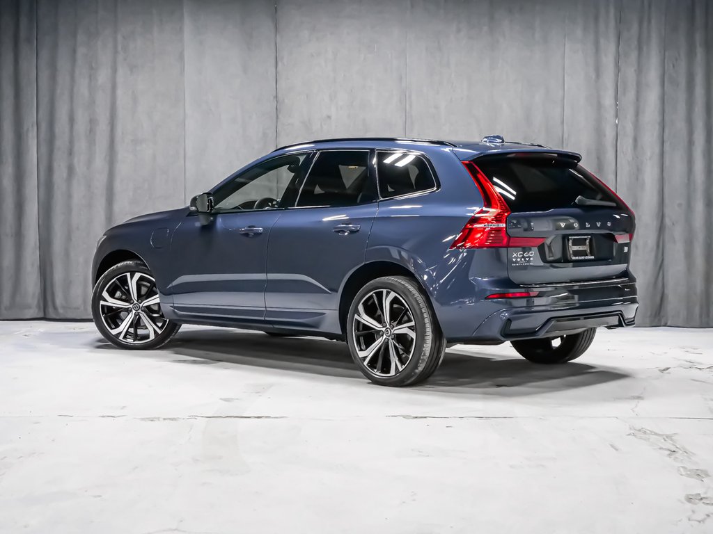 2022 Volvo XC60 Recharge R-Design, T8 AWD, Plug-In Hybrid-4