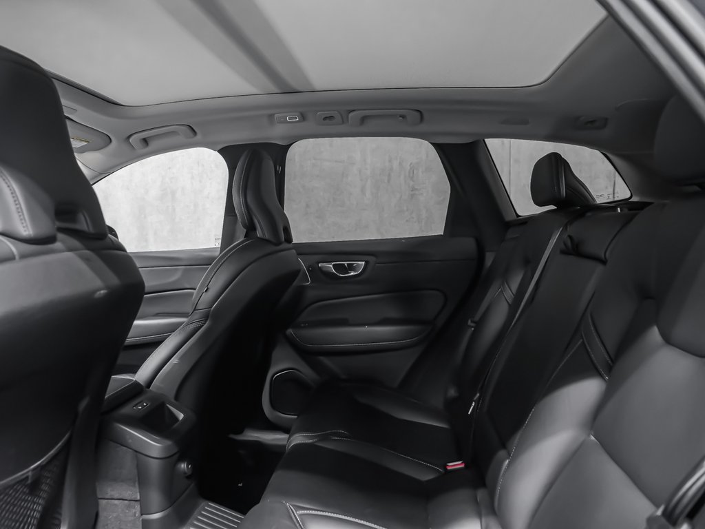 2023 Volvo XC60 Recharge T8 ULTIMATE DARK BOWERS-7