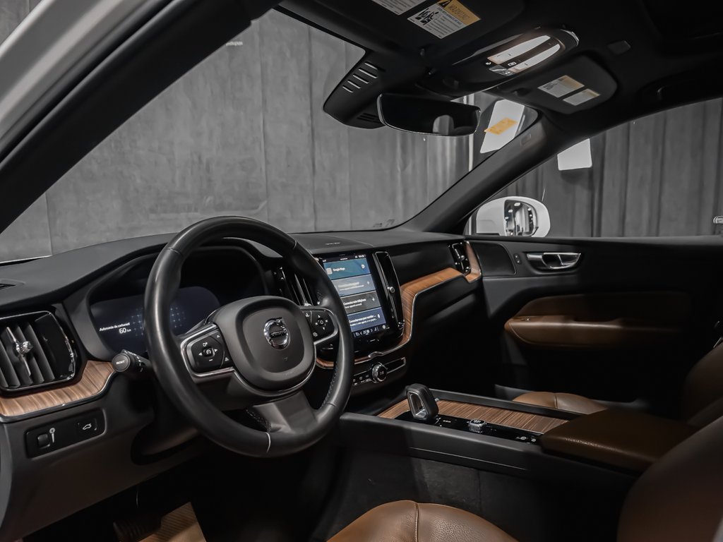 Volvo XC60 B6 MOMENTUM 2022-6