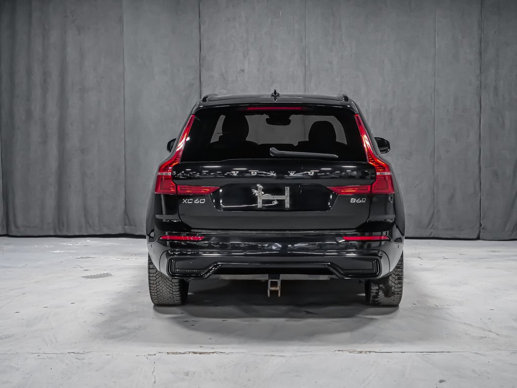 2023 Volvo XC60 Plus Dark Theme-5