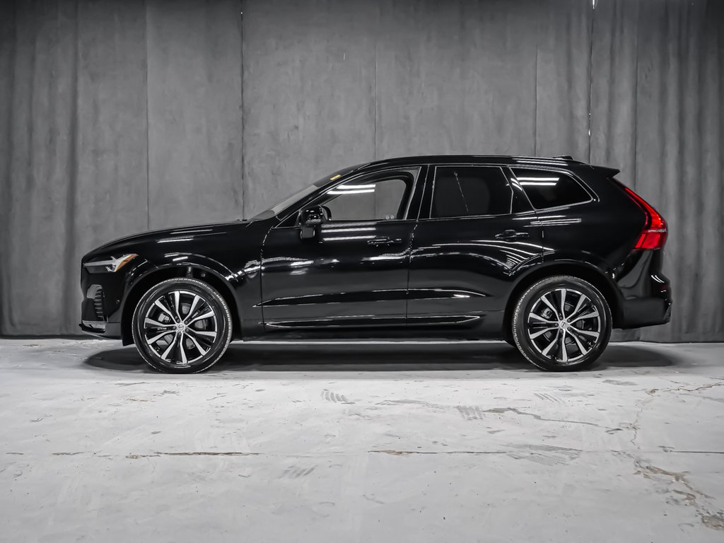 Volvo XC60 B5 PLUS DARK 2025-4