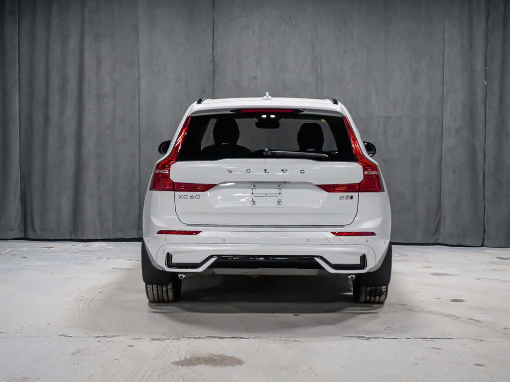 Volvo XC60 Plus, B5 AWD, Dark Theme 2025-5