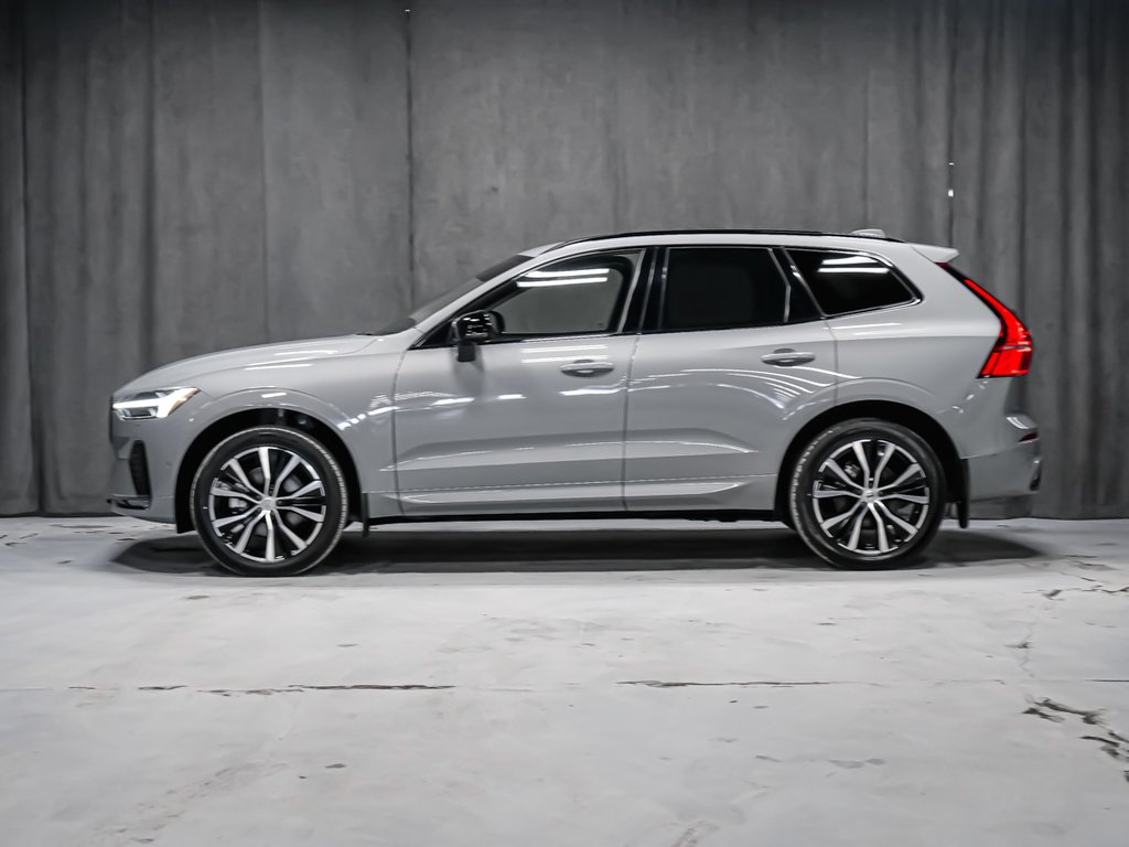 2025 Volvo XC60 Plus, B5 AWD, Dark Theme-2