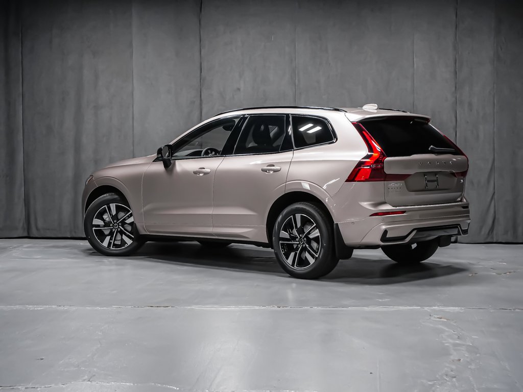 2026 Volvo XC60 Plus-3