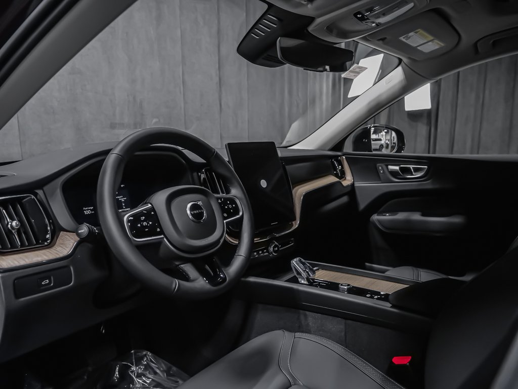 2026 Volvo XC60 Plus-6