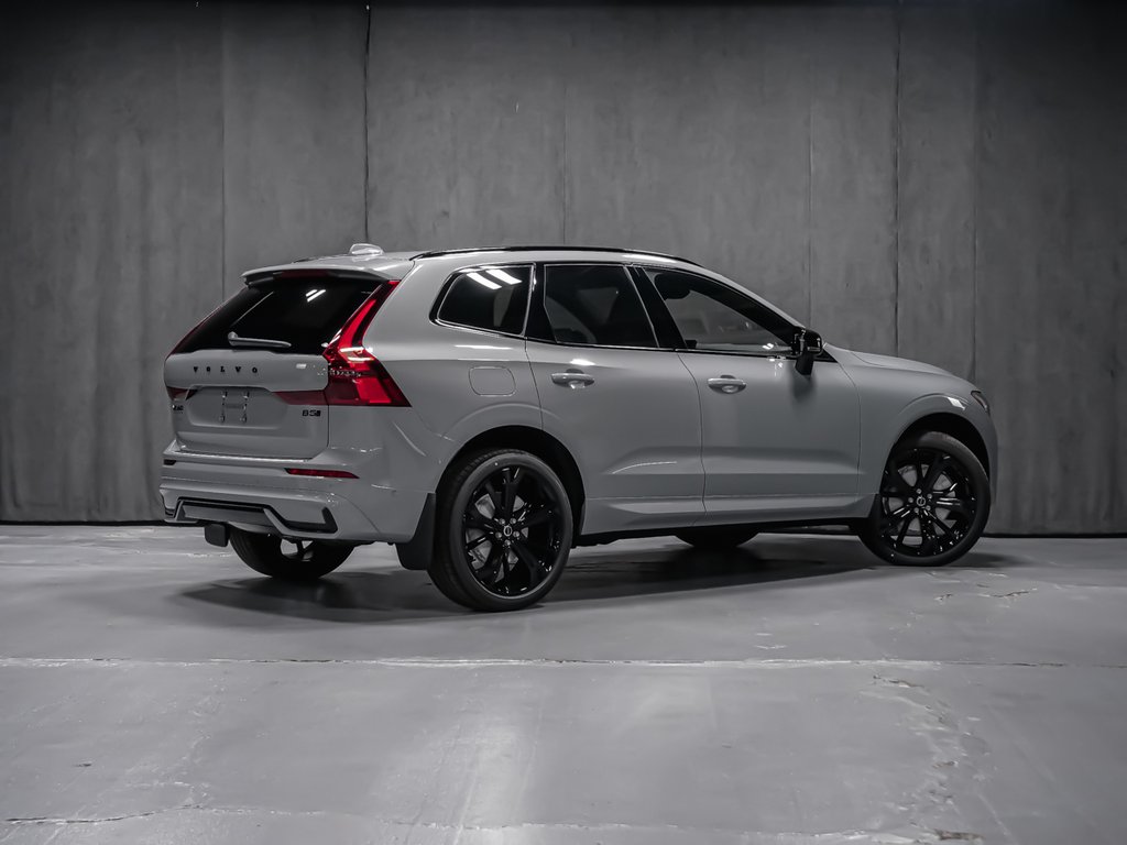 2026 Volvo XC60 Ultra Black Edition-2