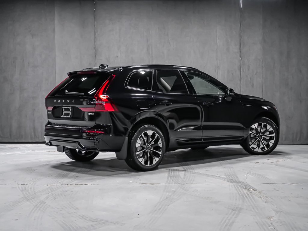2026 Volvo XC60 Plus-3