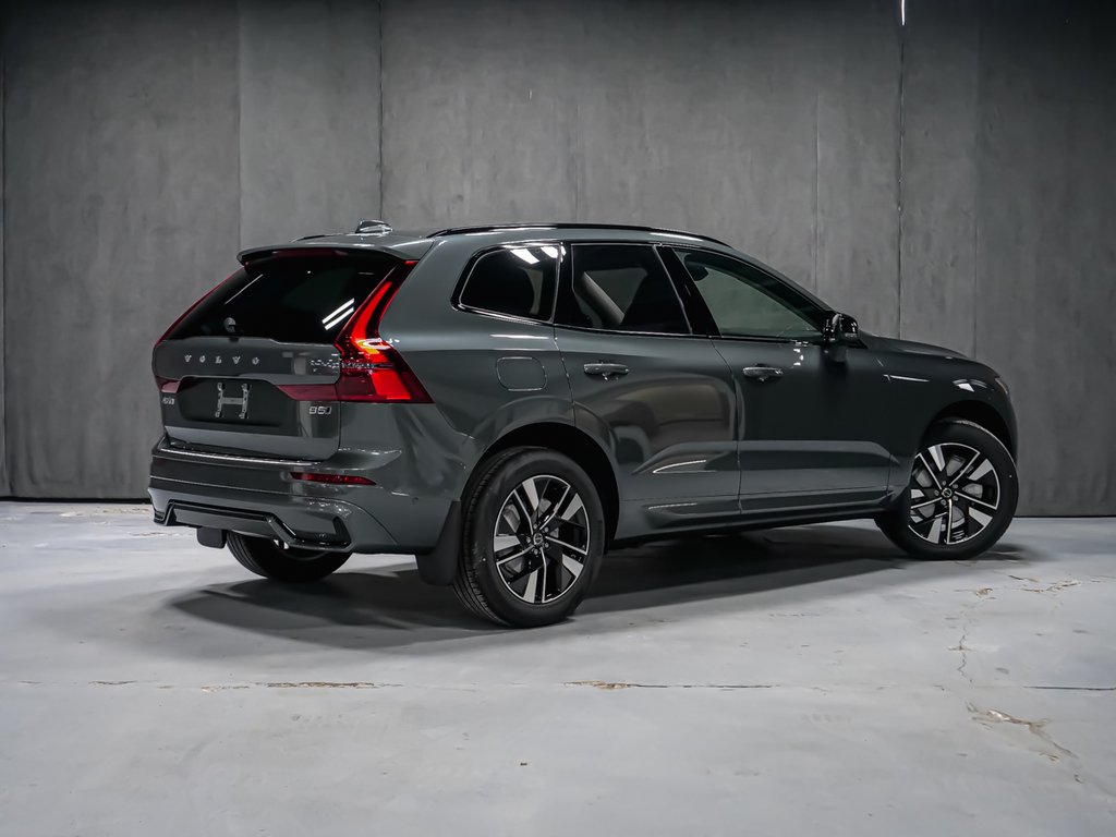2026 Volvo XC60 Plus-2