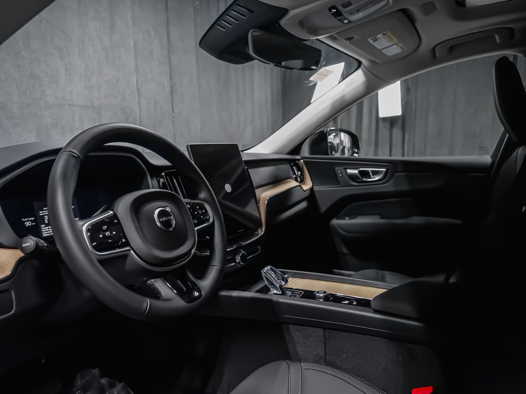 2026 Volvo XC60 Plus-6