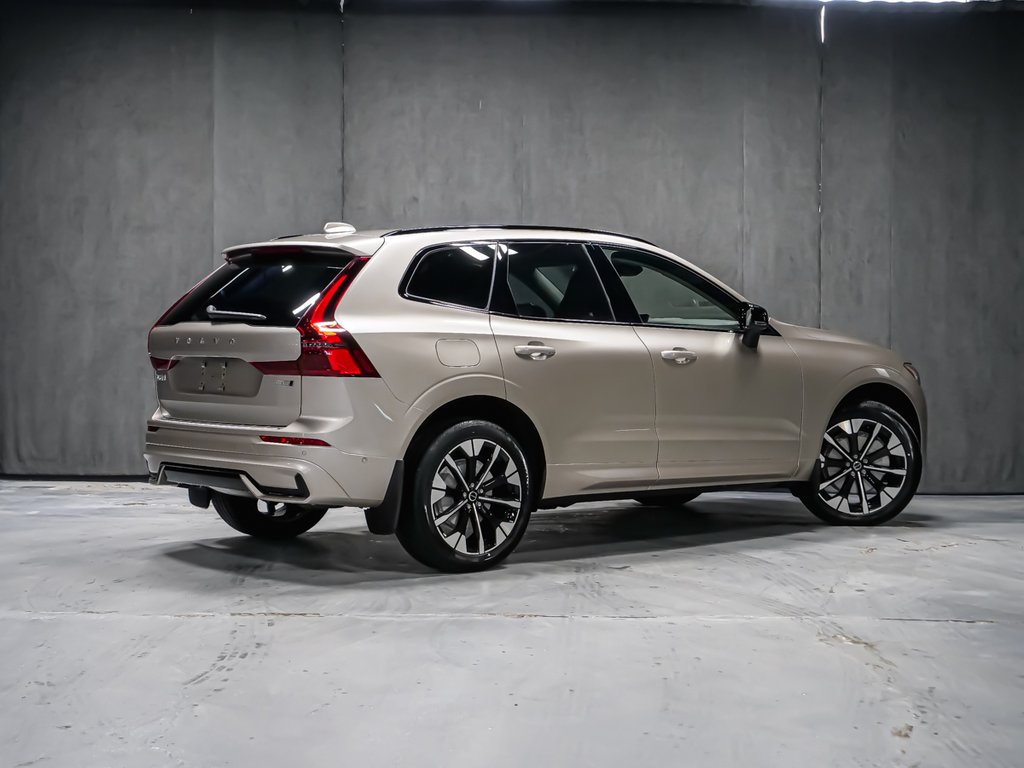 2026 Volvo XC60 Plus-2