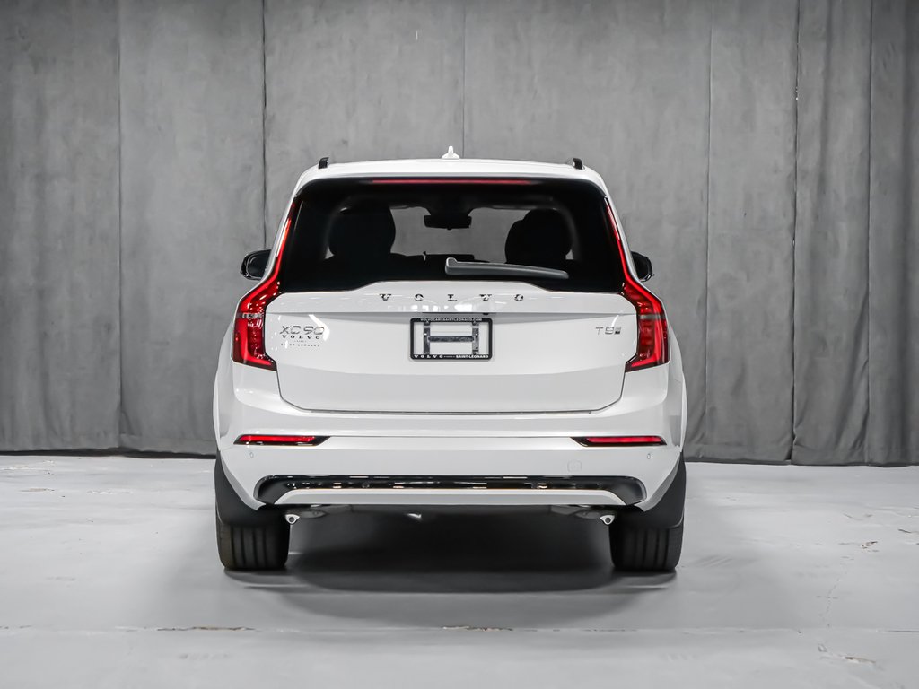 2026 Volvo XC90 Plug-in hybrid Plus 7-Seater (Dark Theme)-5