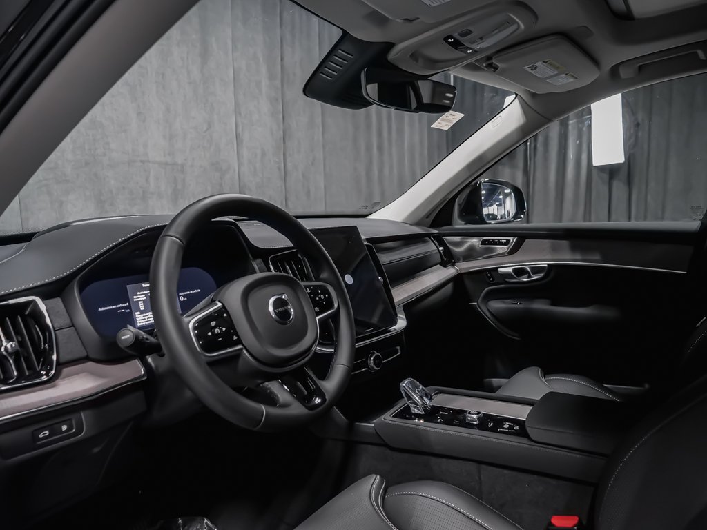 2026 Volvo XC90 Plug-in hybrid Ultra 7-Seater (Dark Theme)-6