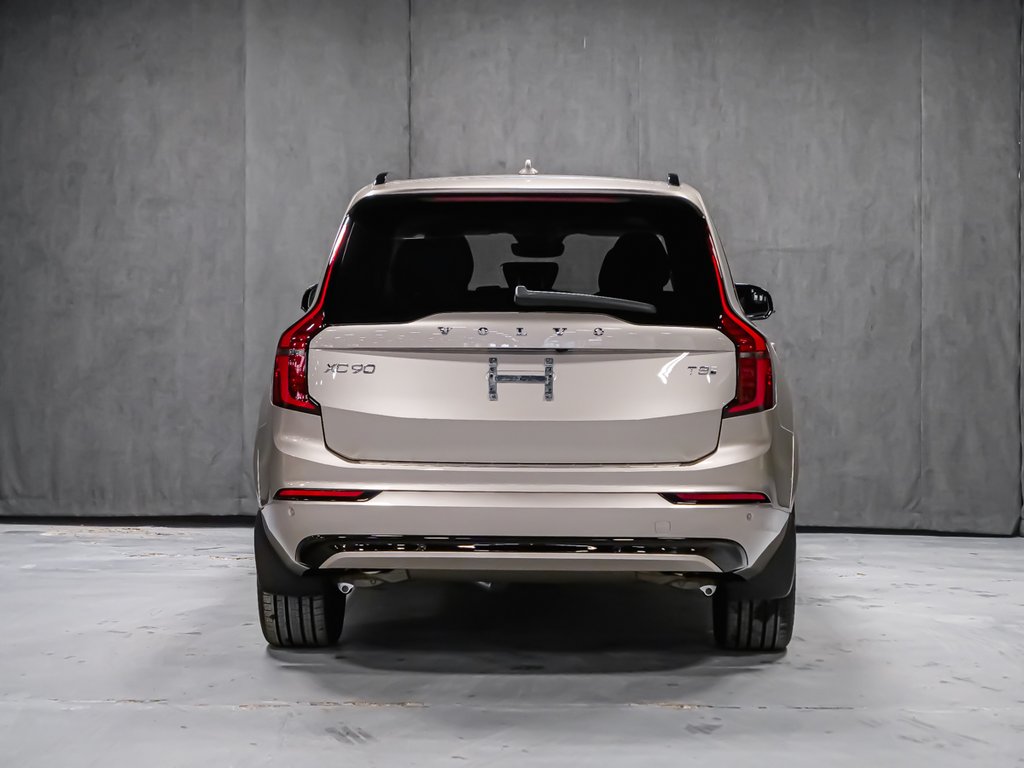 2026 Volvo XC90 Plug-in hybrid Plus 7-Seater (Dark Theme)-5