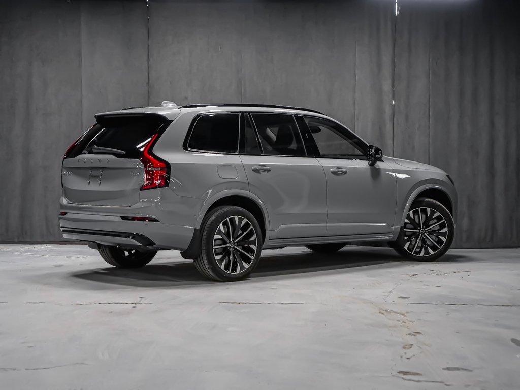 Volvo XC90 Plug-in hybrid Plus 7-Seater (Dark Theme) 2026-2