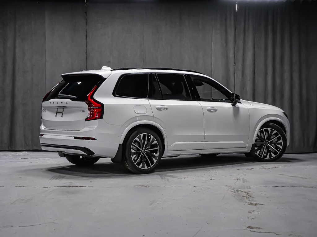 Volvo XC90 Plug-in hybrid Ultra 7-Seater (Dark Theme) 2026-2