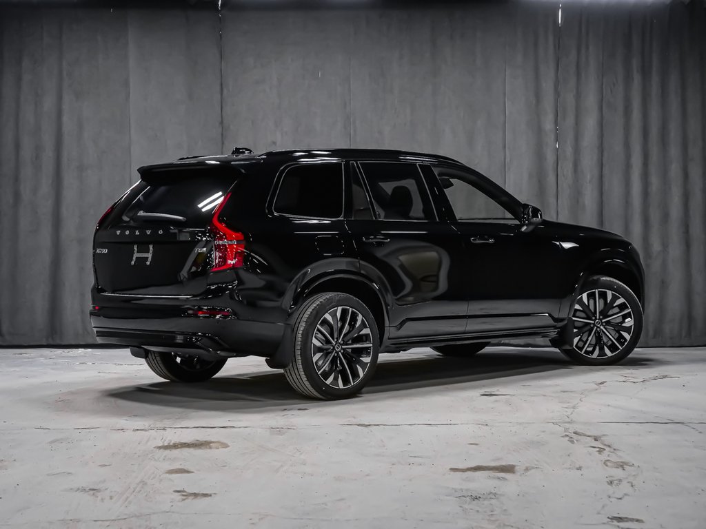 Volvo XC90 Plug-in hybrid Plus 7-Seater (Dark Theme) 2026-2