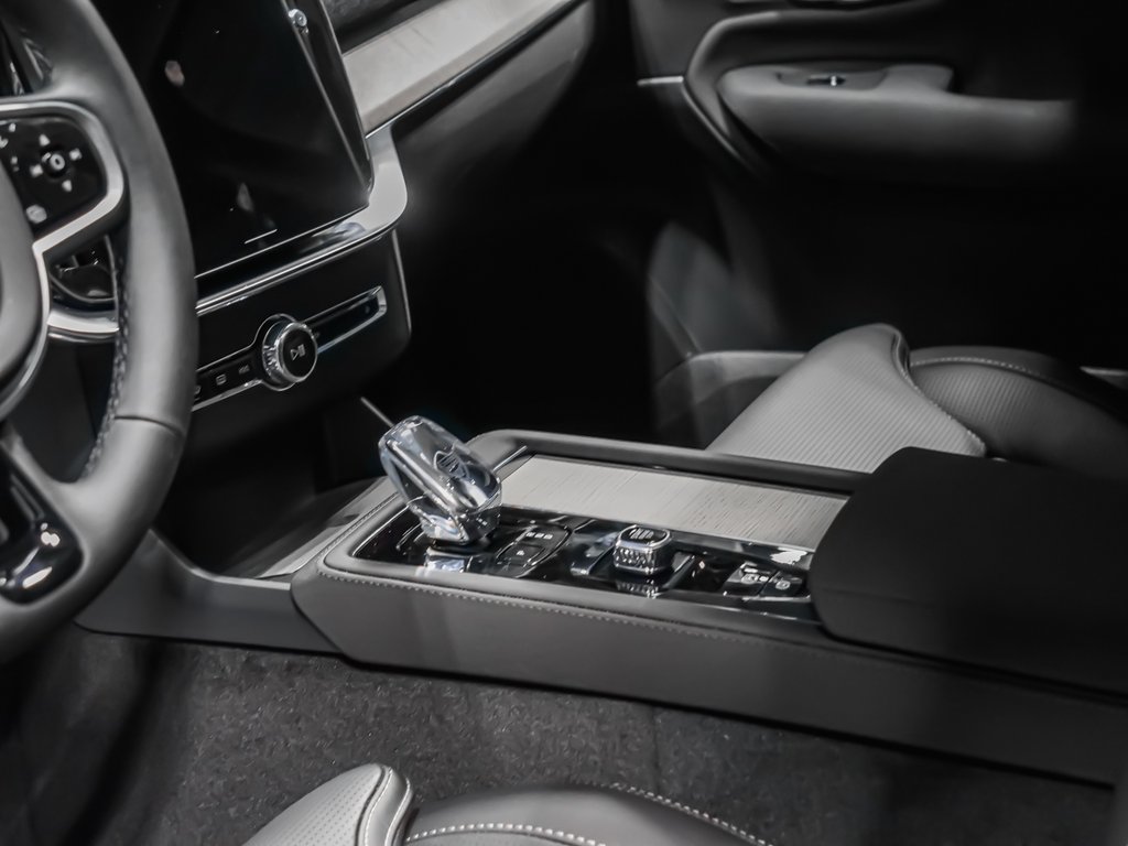 Volvo XC90 Ultra 6-Seater (Bright Theme) 2026-7