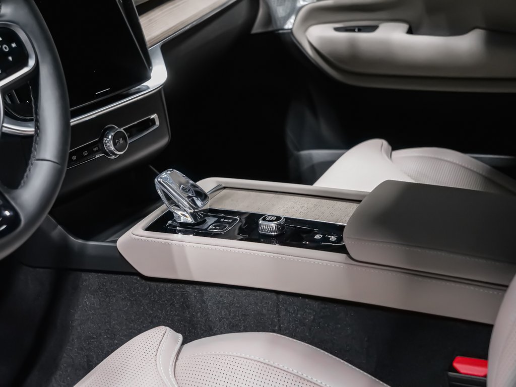 2026 Volvo XC90 Ultra 7-Seater (Dark Theme)-7