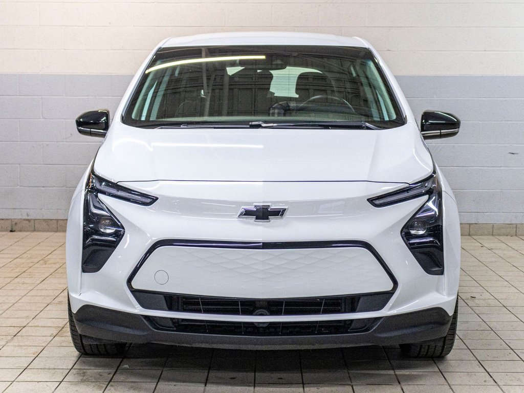 Chevrolet Bolt EV 1LT PREFERRED, BANCS CHAUFF, CAMERA REC, ECRAN 8 2023 à Charlemagne, Québec - 2 - w1024h768px