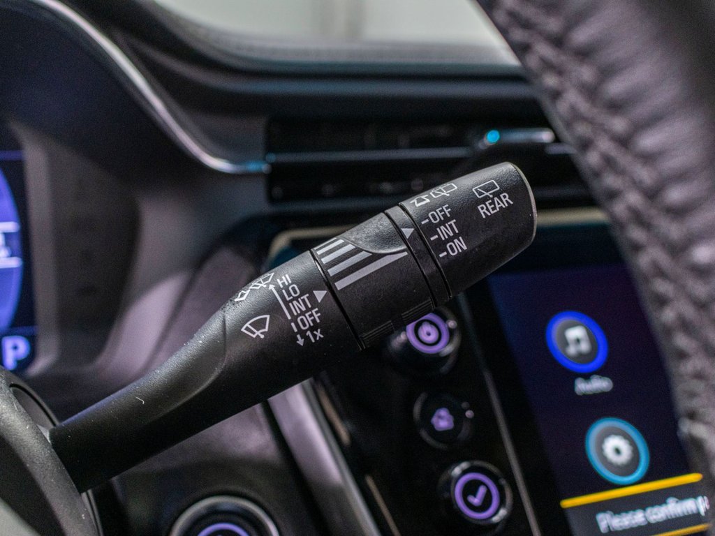 Chevrolet Bolt EV 1LT PREFERRED, BANCS CHAUFF, CAMERA REC, ECRAN 8 2023 à Charlemagne, Québec - 19 - w1024h768px