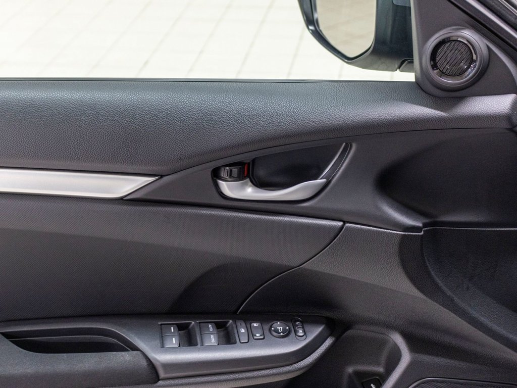 2018 Honda Civic Sedan LX, BANCS CHAUFF, CAMERA RECUL, BAS KM in Charlemagne, Quebec - 24 - w1024h768px